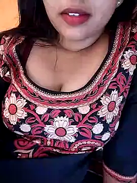 Sexy Divya   online show from 06/05/26, 06:52