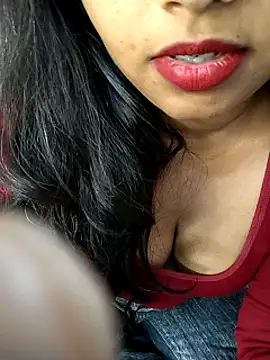 Sexy Divya   online show from 02/10/26, 10:03