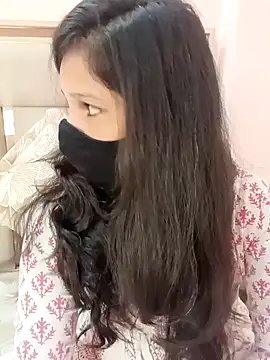 Sexy Divya   online show from 11/19/25, 05:29
