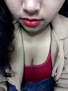 Sexy Divya   online show from 02/12/26, 05:40