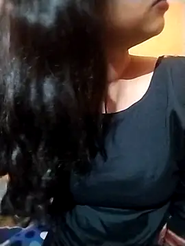 Snapshot of Sexy_Divya__ chatting on 04/18/26, 12:02 Sexy Divya online show from 04/18/26, 12:02