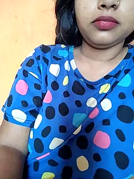 Sexy Divya   online show from 06/18/26, 01:37