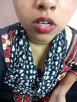 Sexy Divya   online show from 06/12/26, 05:38
