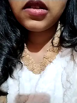 Sexy Divya   online show from 12/19/25, 05:48