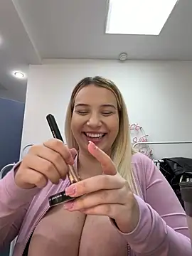 KilianaNoir online show from 02/15/26, 06:47