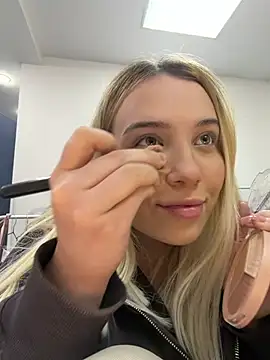 KilianaNoir online show from 02/12/26, 07:30