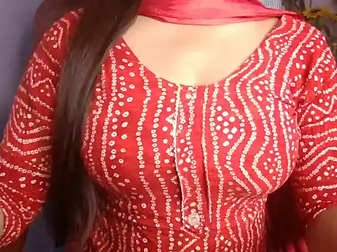 LOVELY KUDII online show from 11/08/25, 04:38