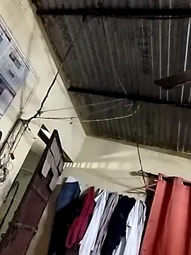 black and white choco online show from 11/17/25, 03:38