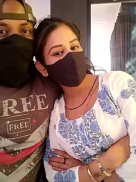 black and white choco online show from 01/10/26, 07:47