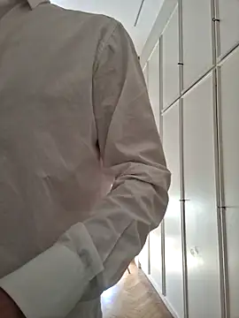 CuteDaddy92 online show from 04/08/26, 12:28