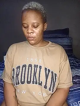 Snapshot of Emmylove-xr25 chatting on 02/01/26, 08:29 Emmylove-xr25 online show from 02/01/26, 08:29