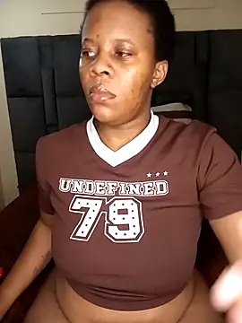 Emmylove-xr25 online show from 05/06/26, 08:46