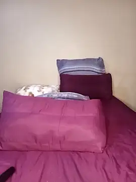 Snapshot of Emmylove-xr25 chatting on 02/25/26, 02:17 Emmylove-xr25 online show from 02/25/26, 02:17