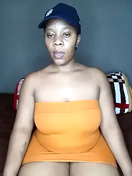 Emmylove-xr25 online show from 11/28/25, 05:07