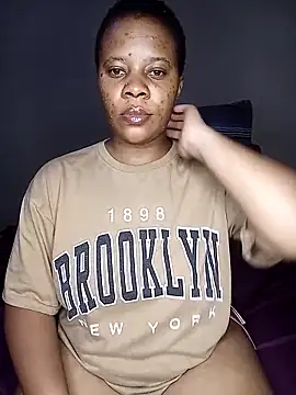 Snapshot of Emmylove-xr25 chatting on 02/24/26, 09:37 Emmylove-xr25 online show from 02/24/26, 09:37