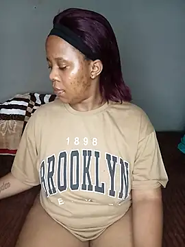 Emmylove-xr25 online show from 11/20/25, 07:20