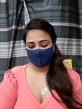 Snapshot of sadiya56803 chatting on 11/08/25, 06:11 sadiya56803 online show from 11/08/25, 06:11