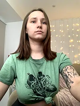 Snapshot of SexCaramell chatting on 11/08/25, 07:23 SexCaramell online show from 11/08/25, 07:23