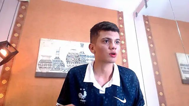 Lucian Mills online show from 11/08/25, 11:19