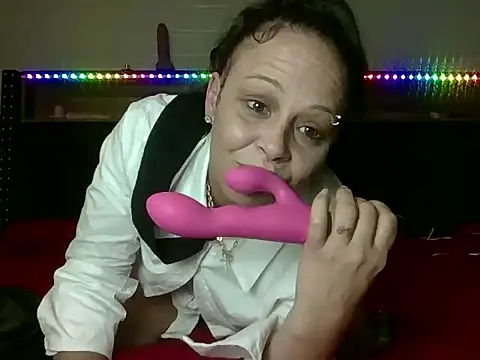 Snapshot of nikkibae33 chatting on 06/10/26, 07:20 nikkibae33 online show from 06/10/26, 07:20