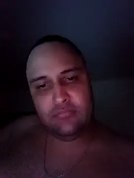 Snapshot of Fucking96 chatting on 11/13/25, 02:26 Fucking96 online show from 11/13/25, 02:26