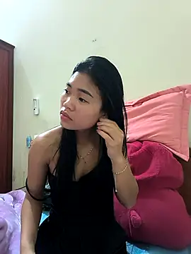 Lynly k2 online show from 03/14/26, 12:27