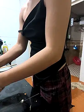 Lynly k2 online show from 03/26/26, 11:41