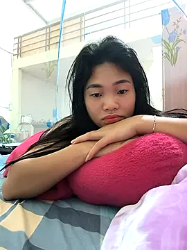 Lynly k2 online show from 04/16/26, 11:18