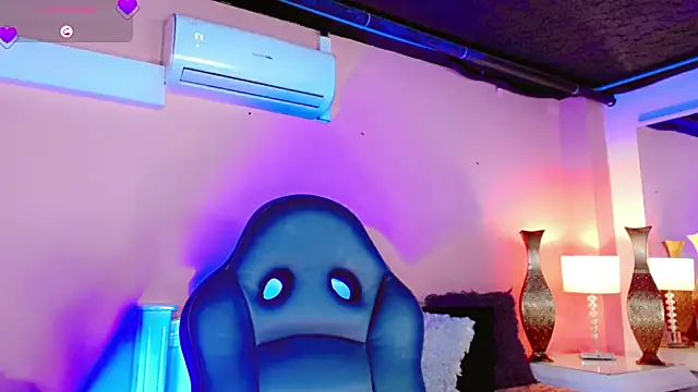 AnnaRouseQueen online show from 02/07/26, 07:55