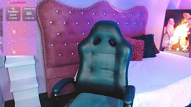 AnnaRouseQueen online show from 11/25/25, 04:13