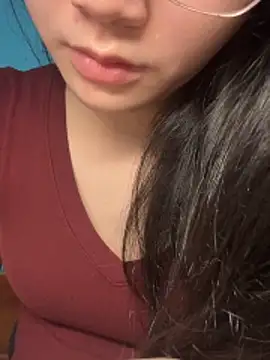 Lynn-122 online show from 11/18/25, 04:16