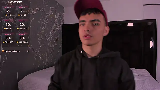 NicoKingg  online show from 11/22/25, 05:17