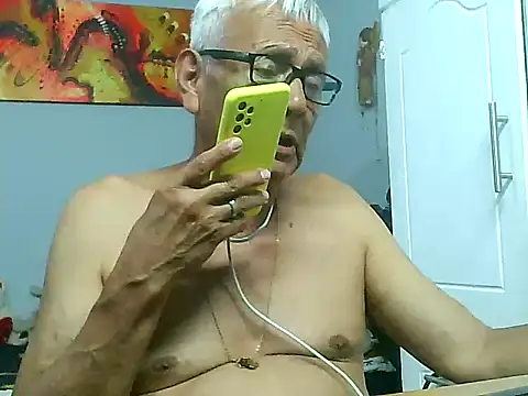 dirtysluttyfist online show from 11/20/25, 09:58