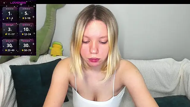 Monisees online show from 12/19/25, 01:53