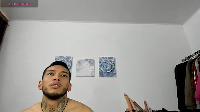 ariannawil online show from 12/16/25, 10:03