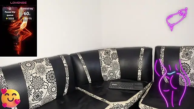 Snapshot of JUANBIGCOCK21CM chatting on 04/06/26, 06:09 JUANBIGCOCK21CM online show from 04/06/26, 06:09