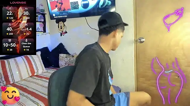 Snapshot of JUANBIGCOCK21CM chatting on 03/13/26, 03:39 JUANBIGCOCK21CM online show from 03/13/26, 03:39