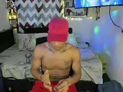 JUANBIGCOCK21CM online show from 05/19/26, 05:42