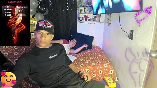 Snapshot of JUANBIGCOCK21CM chatting on 02/25/26, 11:37 JUANBIGCOCK21CM online show from 02/25/26, 11:37