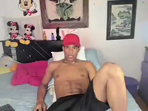 Snapshot of JUANBIGCOCK21CM chatting on 11/13/25, 08:02 JUANBIGCOCK21CM online show from 11/13/25, 08:02