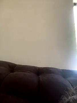 Snapshot of carolinn3 chatting on 11/11/25, 05:52 carolinn3 online show from 11/11/25, 05:52