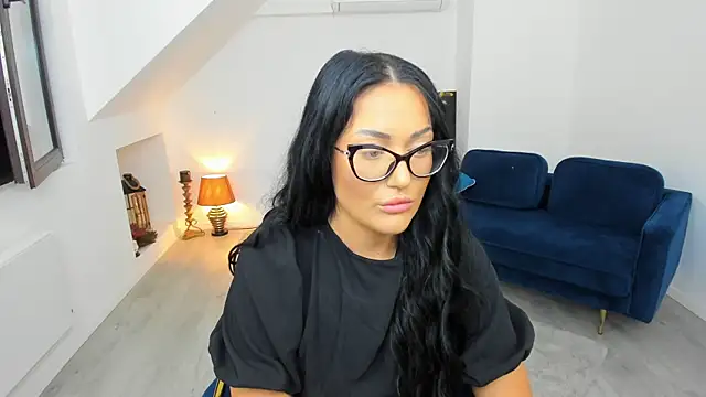 AnyaEvy online show from 11/27/25, 04:57