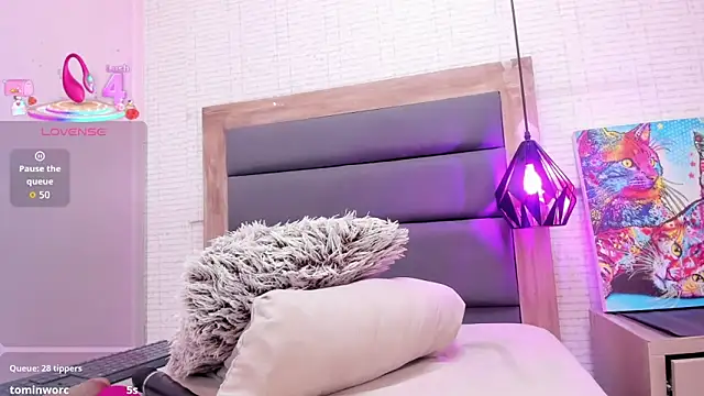 IRENNEBLAZER online show from 03/22/26, 12:36