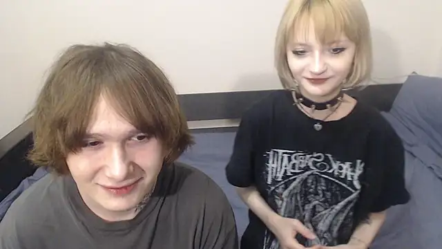 Snapshot of angelsofpornn chatting on 03/01/26, 03:01 angelsofpornn online show from 03/01/26, 03:01