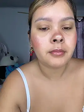 Snapshot of MelodySanz chatting on 05/18/26, 02:22 MelodySanz online show from 05/18/26, 02:22