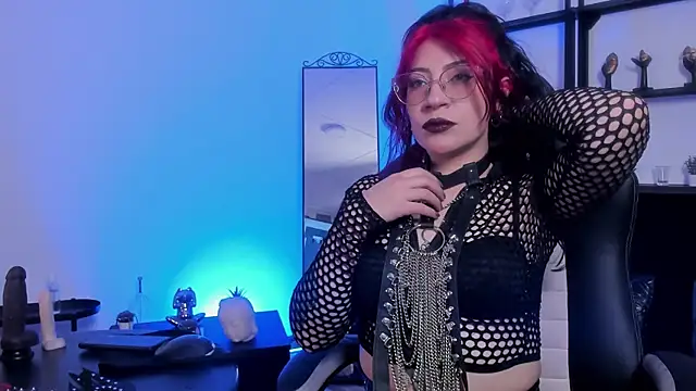 Halley Ravenn online show from 05/26/26, 09:24
