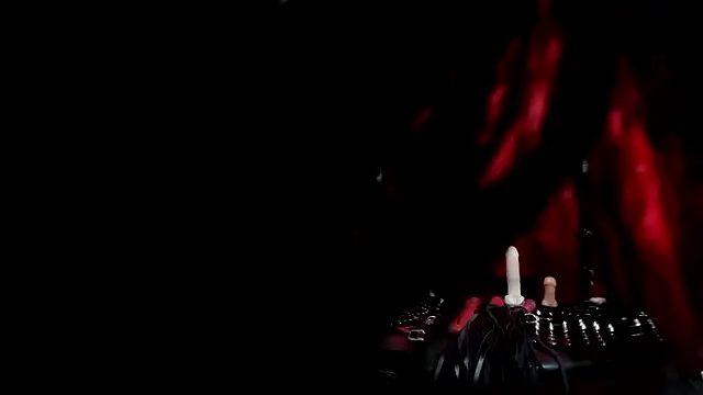 Halley Ravenn online show from 03/28/26, 08:32