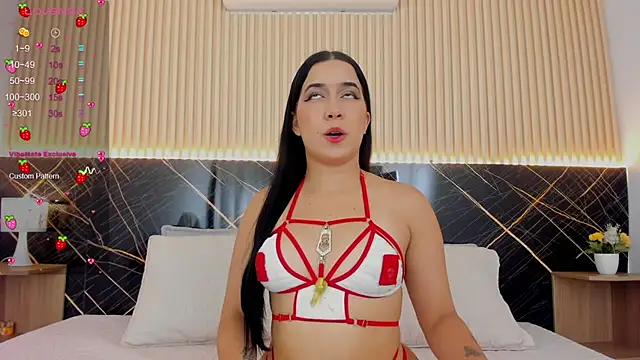 Amy Leah online show from 12/23/25, 03:39