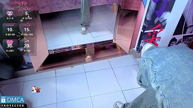 sofia sstonee  online show from 12/18/25, 11:03