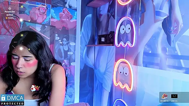 sofia sstonee  online show from 12/17/25, 11:04